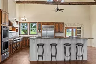 810 Clear Creek Rd, Fredericksburg, TX 78624 - Photo 19