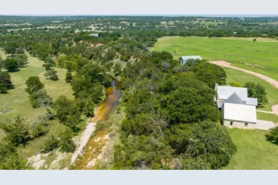 810 Clear Creek Rd, Fredericksburg, TX 78624 - Photo 75