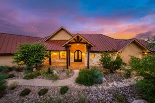 400 Peggy St, Kerrville, TX 78028 - Photo 3