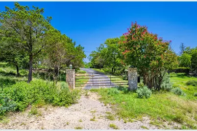 230 Waggoman Dr, Kerrville, TX 78028 - Photo 33