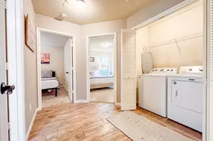 203 S Creek St, Fredericksburg, TX 78624 - Photo 35