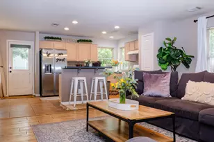 203 S Creek St, Fredericksburg, TX 78624 - Photo 37