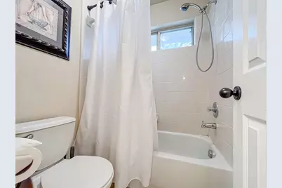 203 S Creek St, Fredericksburg, TX 78624 - Photo 61