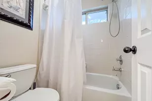 203 S Creek St, Fredericksburg, TX 78624 - Photo 61