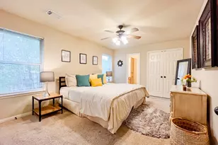 203 S Creek St, Fredericksburg, TX 78624 - Photo 51