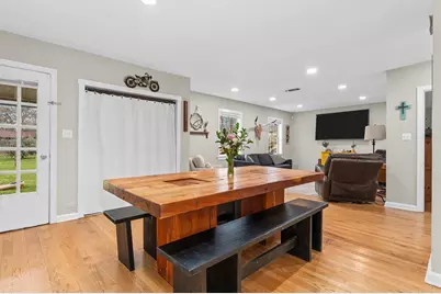 510 S Olive St, Fredericksburg, TX 78624 - Photo 9