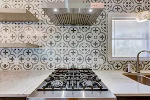 302 Frederick Rd, Fredericksburg, TX 78624 - Photo 19