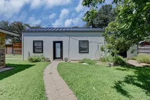 302 Frederick Rd, Fredericksburg, TX 78624 - Photo 41
