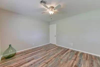 302 Frederick Rd, Fredericksburg, TX 78624 - Photo 27