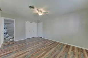 302 Frederick Rd, Fredericksburg, TX 78624 - Photo 33