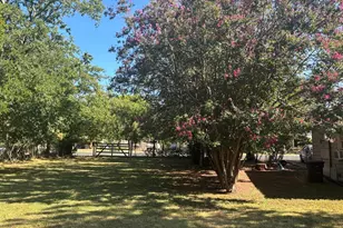 603 Fulton St, Fredericksburg, TX 78624 - Photo 23