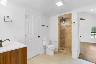 434 Gold-Schaefer Rd, Fredericksburg, TX 78624 - Photo 17