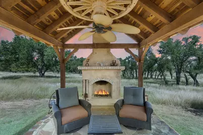 434 Gold-Schaefer Rd, Fredericksburg, TX 78624 - Photo 3