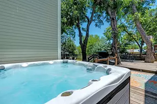 308 E Travis St, Fredericksburg, TX 78624 - Photo 25