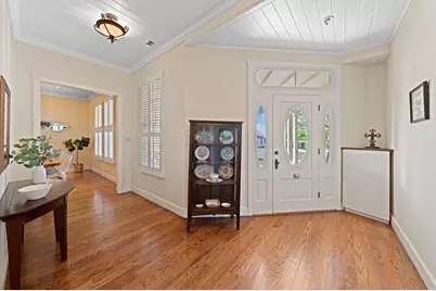 308 E Travis St, Fredericksburg, TX 78624 - Photo 7