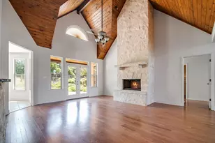 1207 Running Buck Ln, Fredericksburg, TX 78624 - Photo 11