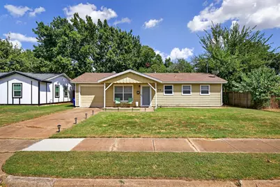 404 Freestone Dr, Euless, TX 76039 - Photo 1