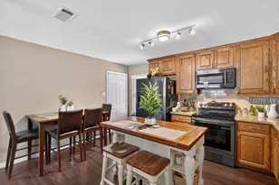 404 Freestone Dr, Euless, TX 76039 - Photo 7