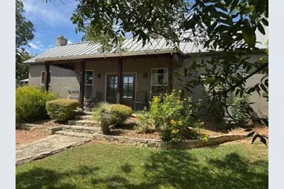 406 Cross Mountain Dr, Fredericksburg, TX 78624 - Photo 1