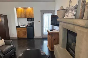 406 Cross Mountain Dr, Fredericksburg, TX 78624 - Photo 25