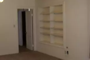 304 S Crockett St, Fredericksburg, TX 78624 - Photo 5