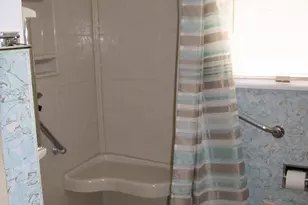 304 S Crockett St, Fredericksburg, TX 78624 - Photo 13