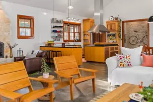 309 Ridgeview Dr, Fredericksburg, TX 78624 - Photo 13