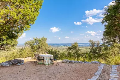 309 Ridgeview Dr, Fredericksburg, TX 78624 - Photo 9