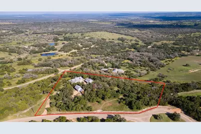 309 Ridgeview Dr, Fredericksburg, TX 78624 - Photo 31