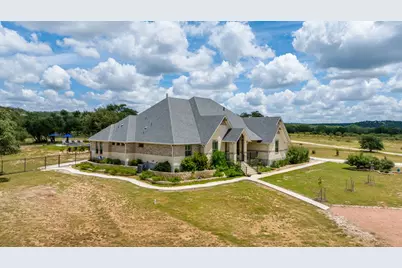 201 Mystic Oaks Trail, Fredericksburg, TX 78624 - Photo 43