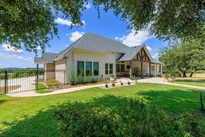 201 Mystic Oaks Trail, Fredericksburg, TX 78624 - Photo 57