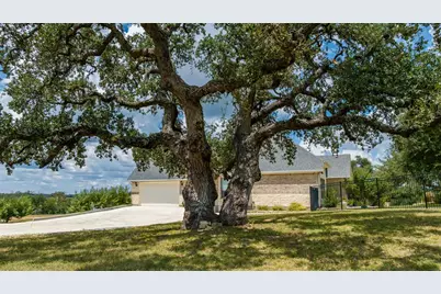 201 Mystic Oaks Trail, Fredericksburg, TX 78624 - Photo 47