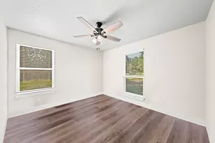 221 Deerwood, Bandera, TX 78003 - Photo 15