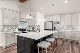 221 Deerwood, Bandera, TX 78003 - Photo 7