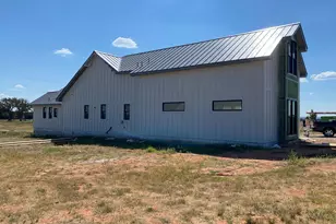 517 Interlaken St, Fredericksburg, TX 78624 - Photo 21