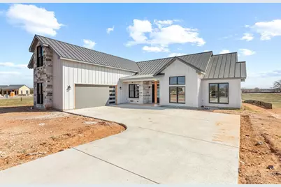 517 Interlaken St., Fredericksburg, TX 78624 - Photo 1
