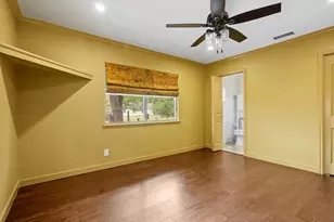 604 N Bowie, Fredericksburg, TX 78624 - Photo 17