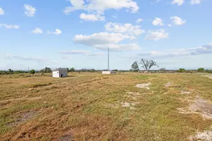 288 E Kroll Rd, Harper, TX 78631 - Photo 41
