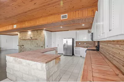 288 E Kroll Rd, Harper, TX 78631 - Photo 9