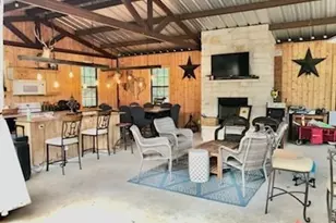 661 Sandy Ln, Fredericksburg, TX 78624 - Photo 7