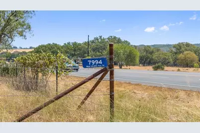 7994 W US Hwy 290, Johnson City, TX 78636 - Photo 9