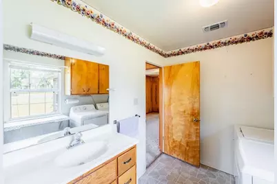 201 Highway St, Fredericksburg, TX 78624 - Photo 23