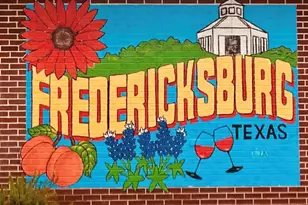 901 N Llano St, Fredericksburg, TX 78624 - Photo 43