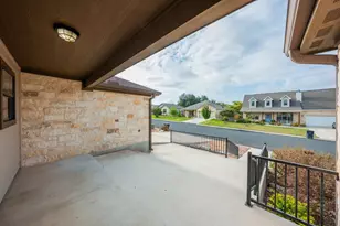 720 Darlington Dr, Fredericksburg, TX 78624 - Photo 3