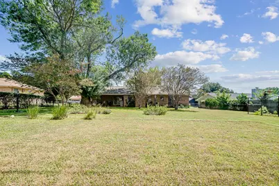 205 Crestwood Dr, Fredericksburg, TX 78624 - Photo 29