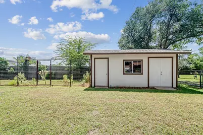 205 Crestwood Dr, Fredericksburg, TX 78624 - Photo 29