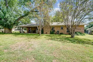 205 Crestwood Dr, Fredericksburg, TX 78624 - Photo 23