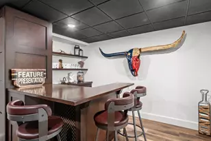 907 W Travis St, Fredericksburg, TX 78624 - Photo 9