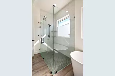 105 Parlin Lane, Fredericksburg, TX 78624 - Photo 23