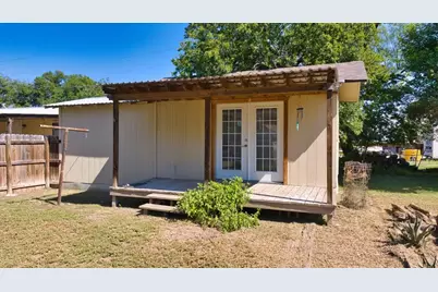 310 W Canal St, Menard, TX 76859 - Photo 25